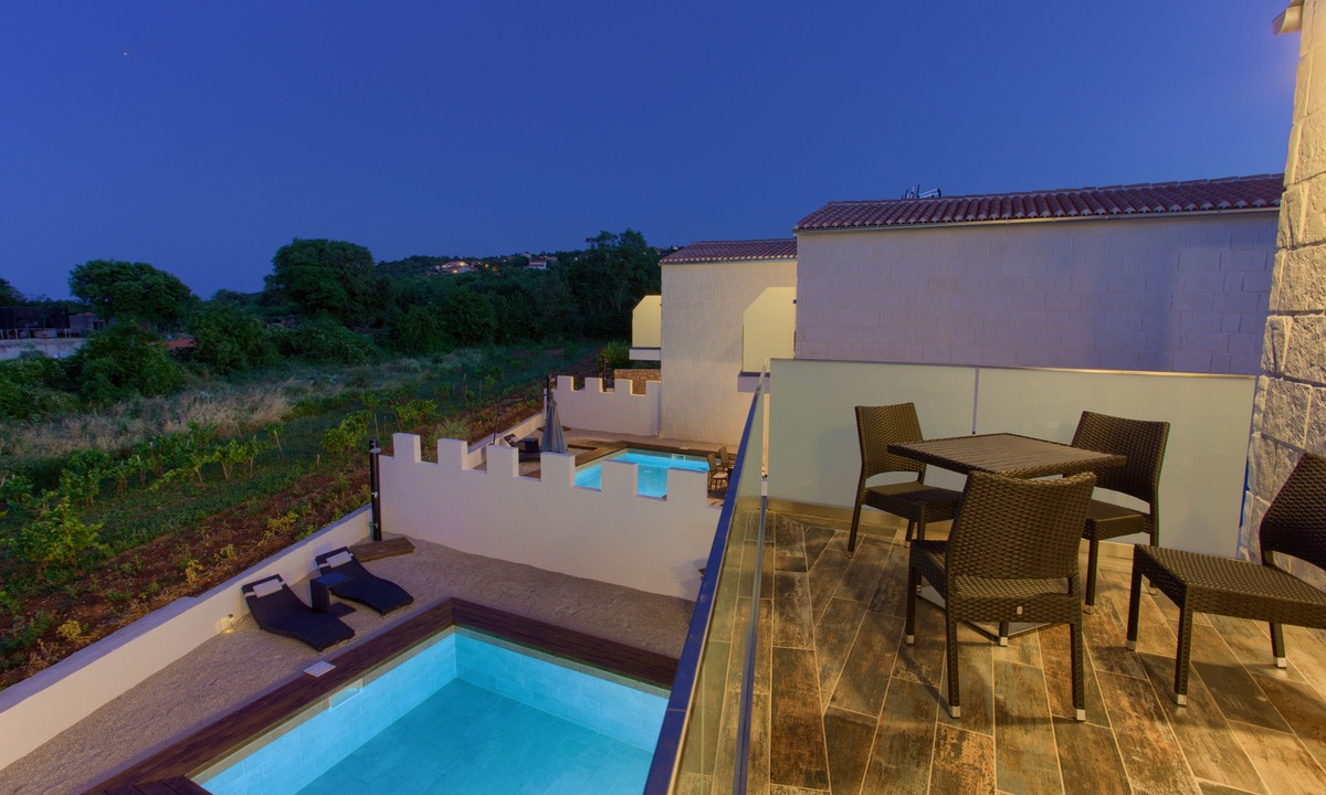 Vrh Villa | Pax House 2