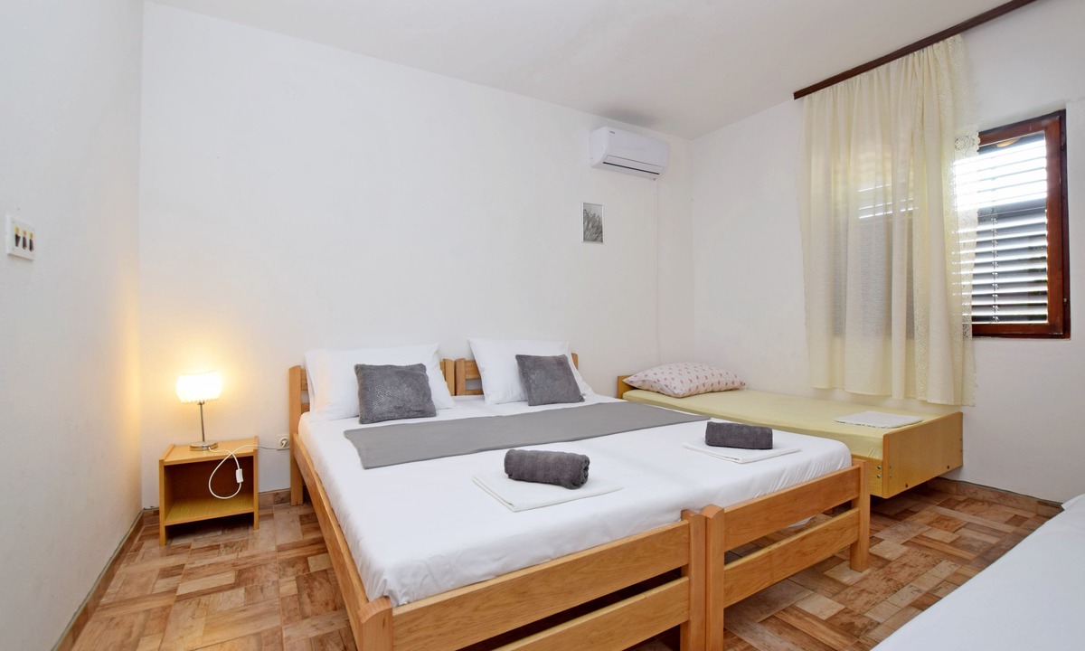 Seline Apartment | Apartment and Rooms Mila
