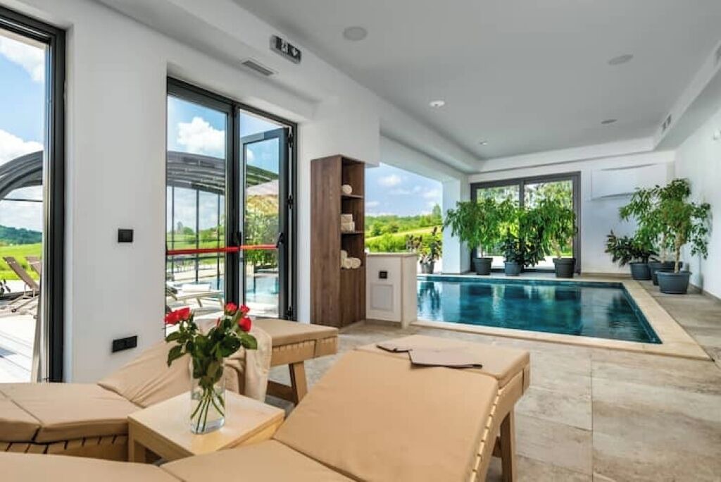 Presika Bed & Breakfast | Standard Room & Spa Retreat at Resort Stribor – Relax in Nature