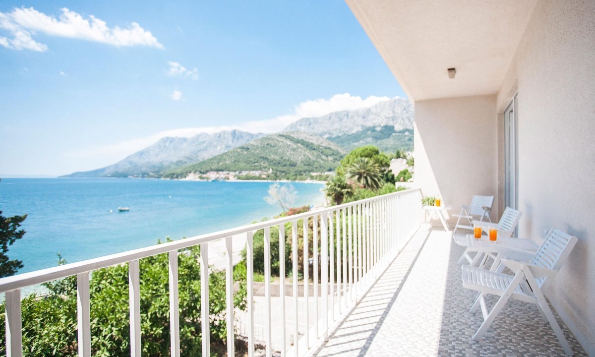 Gradac House | in Podaca mit Großem Balkon und Panoramablick by Interhome
