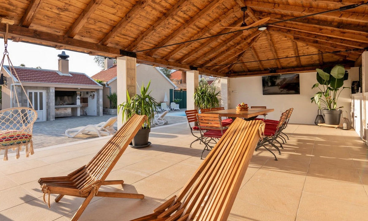Vrgorac House | Ferienvilla "Nautica" mit Bergblick by Interhome