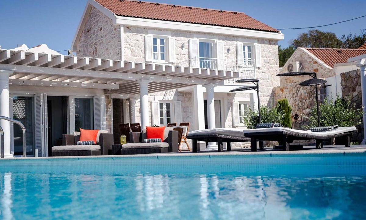 Drvenik Mali Villa | Villa Drvenik Mali | 4 Bedroom Villa | Great Pool Area