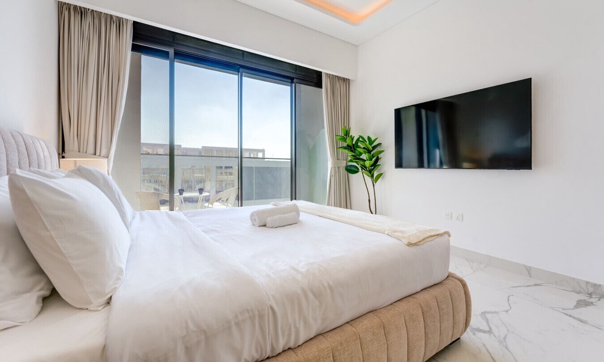 Nad Al Sheba Apartment | Serene Studio l Spacious and Modern l Meydan
