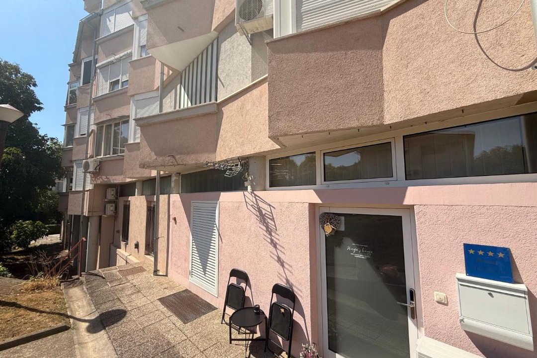 Krapinske Toplice Apartment | Hugo s home, apartman blizu bazena i bolnice