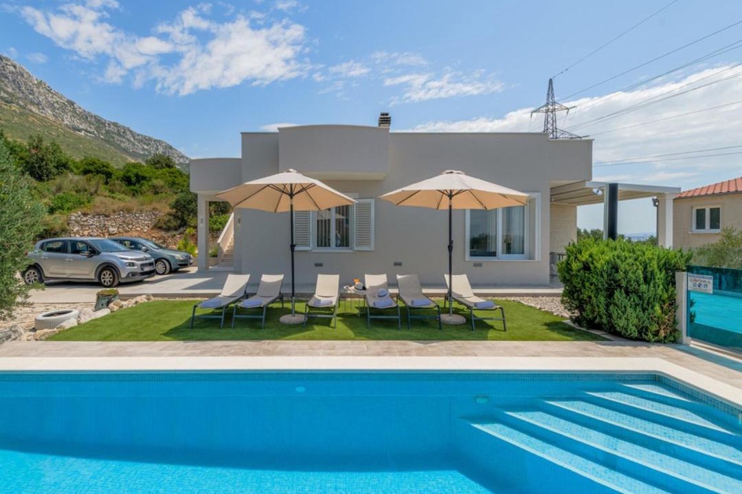 Kastel Sucurac Villa | Villa Zest