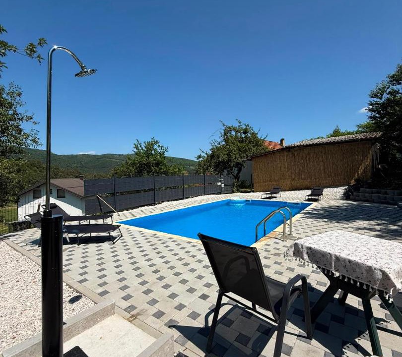 Central Bosnia Canton House | Morus house with a pool near Sarajevo