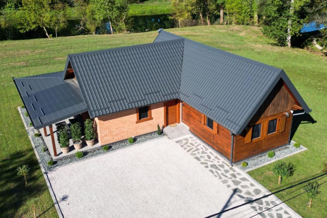 Lekenik House | Imanje brodara Tome