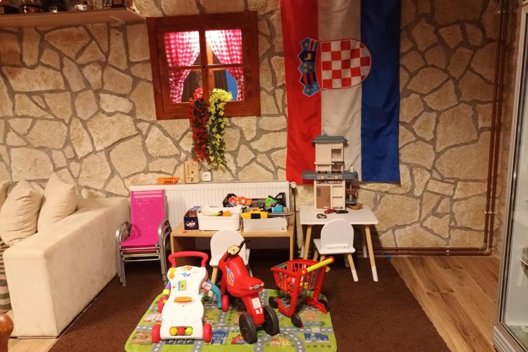 Korenica House | Guest House Mijić