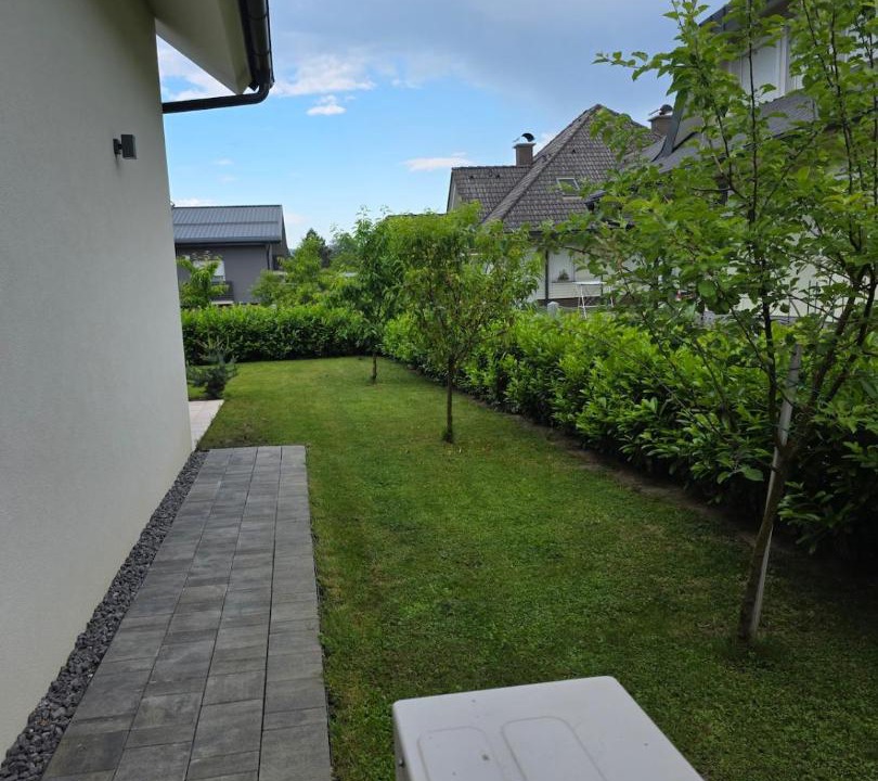Domzale Villa | Private House with Sauna near Ljubljana