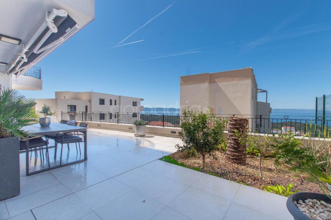 Moca Apartment | Lapis - Luxury Apartment - Shared Pool - Villa Smaragd
