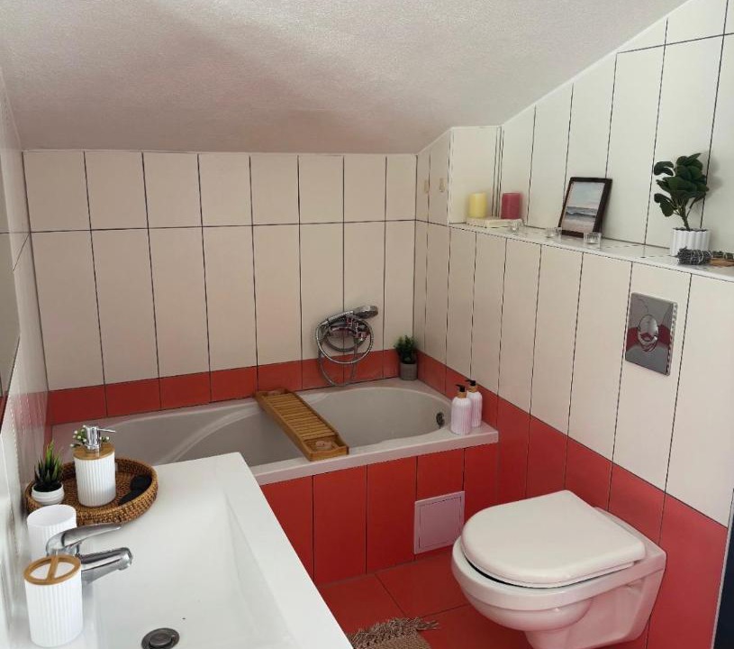 Zrnovnica Villa | Villa with stunning Mountain Views and Authentic Croatian Stone House near Split and Sea