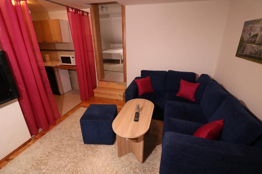 Sumece Apartment | Apartment Vremeplov