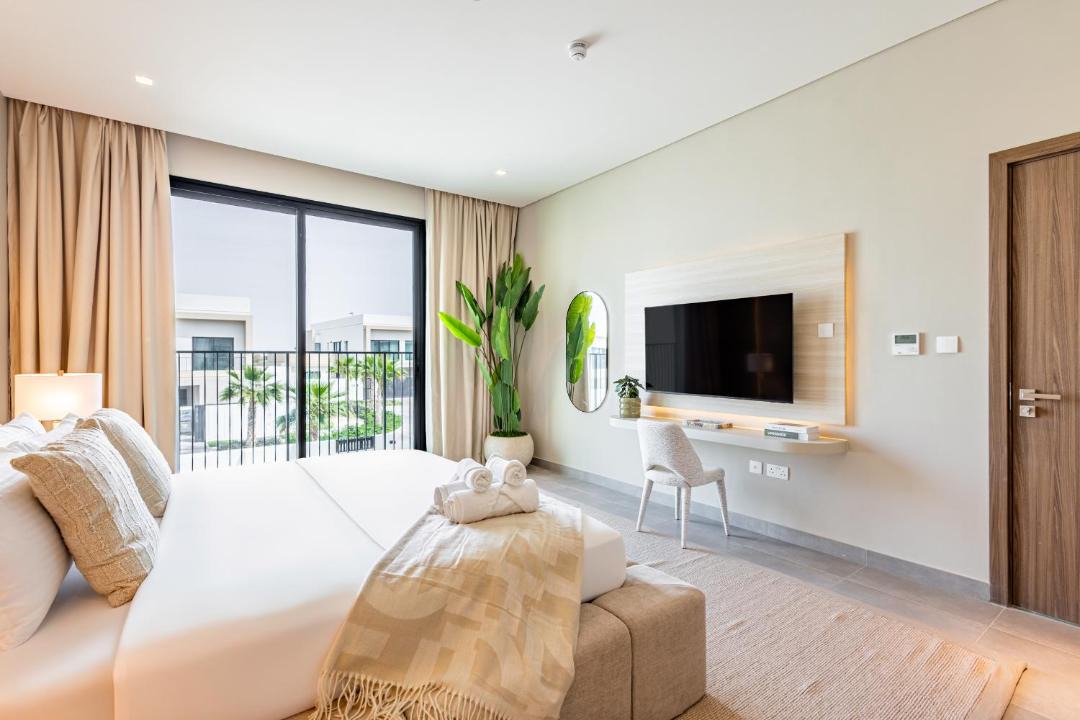 Abu Dhabi Villa | Premium Vacation Home - Spacious and Stylish - Yas Island