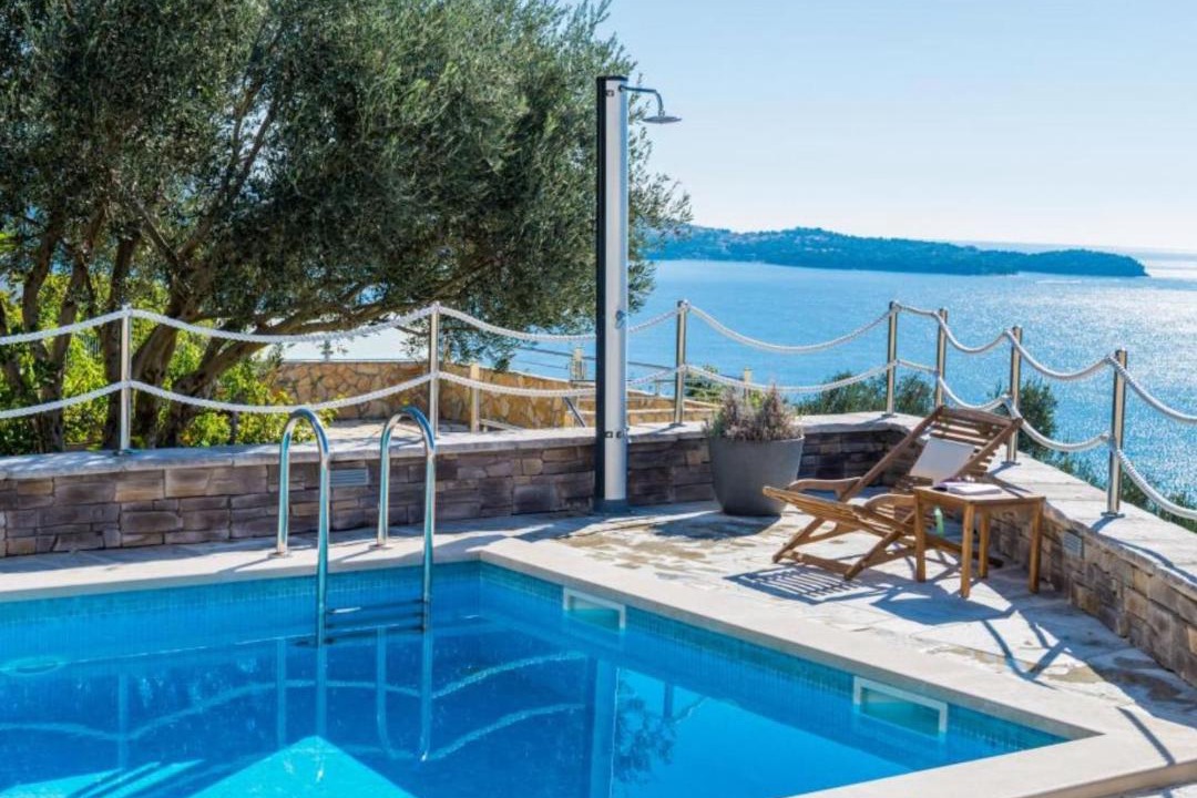 Mlini Apartment | Apartments Villa Capitano - Two Bedroom Apartment with Balcony and Sea View CRNI