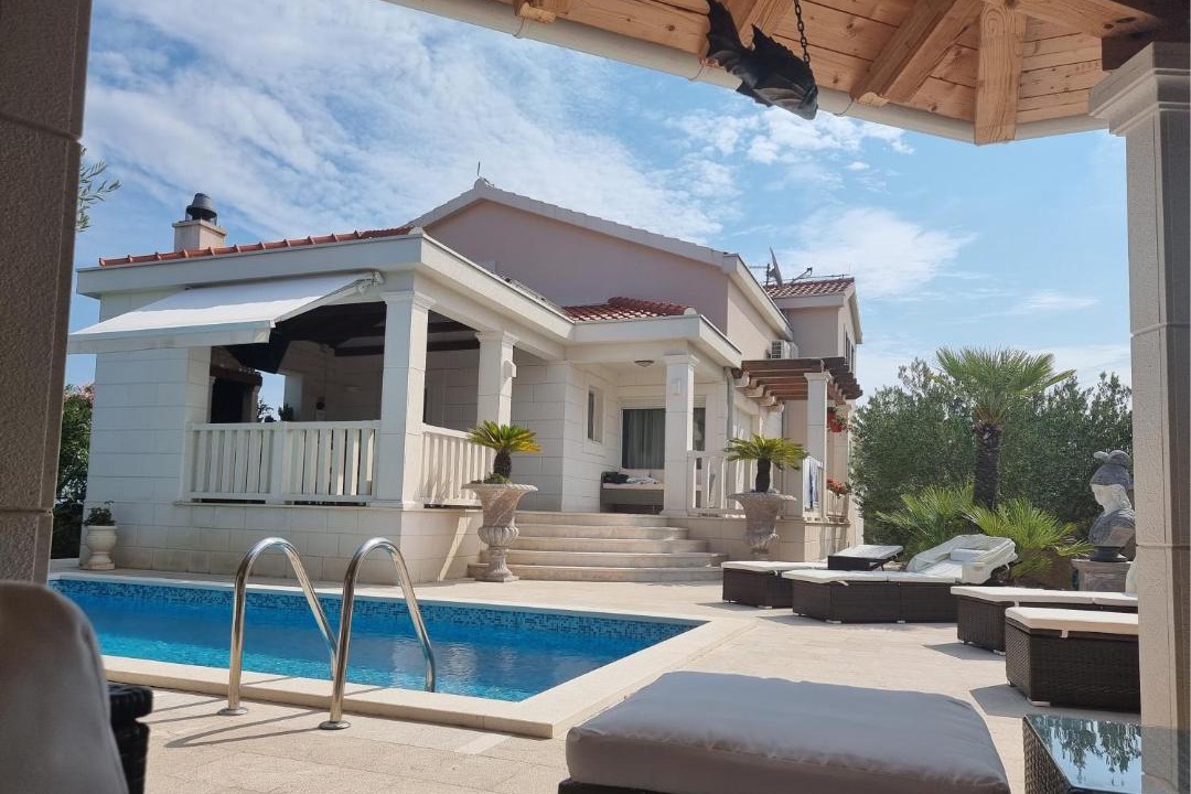Necujam Villa | Luxury Family Villa Maslina with Pool -Šolta Island near Split