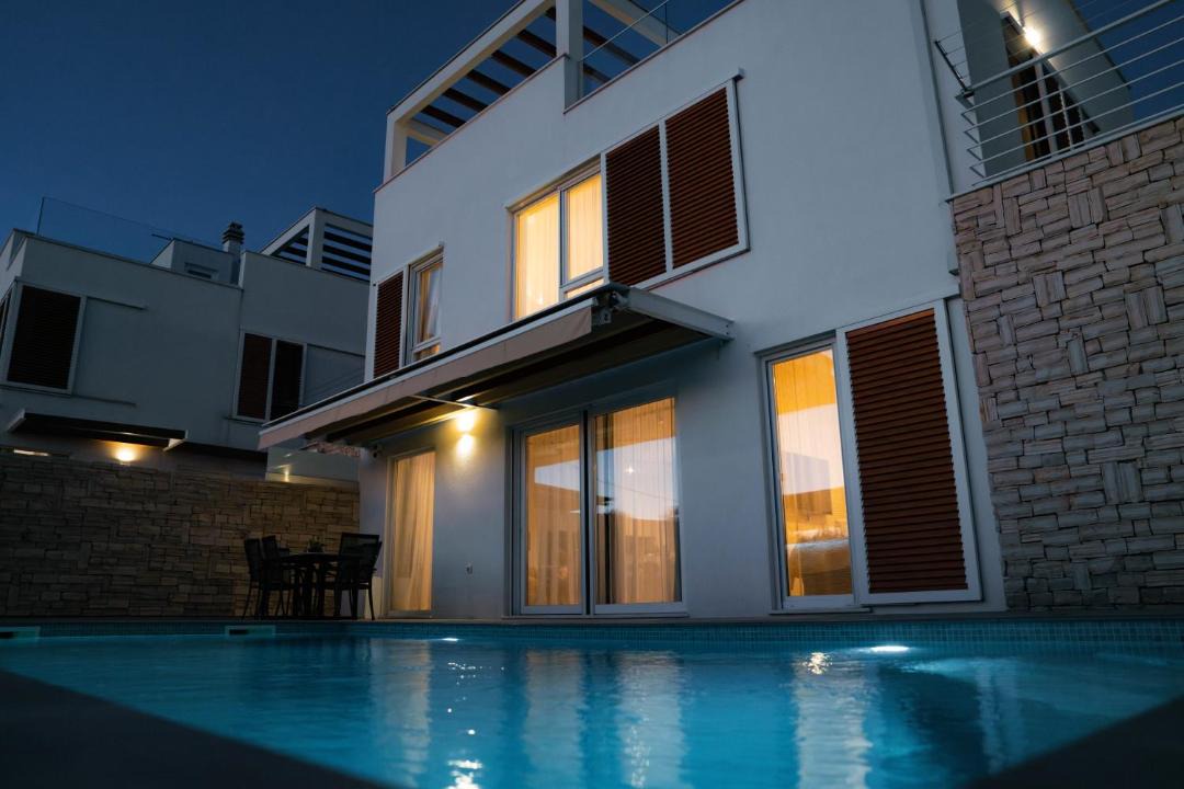 Kastela Villa | TI Amo Holiday House - Heated Pool