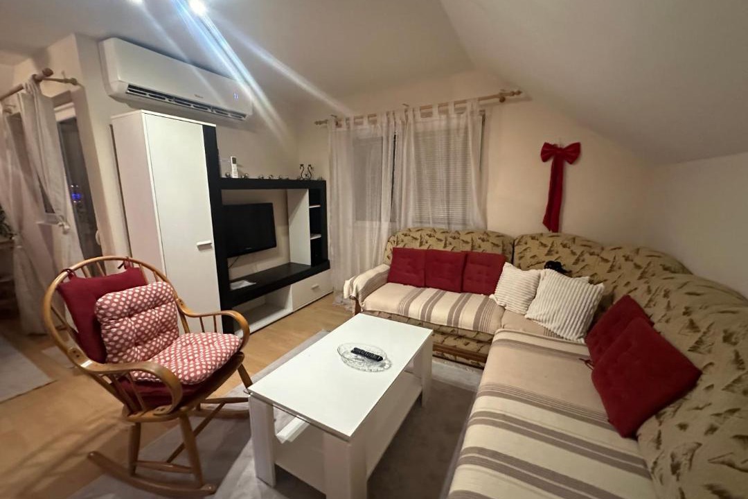 Sumece Apartment | Stan Travnik
