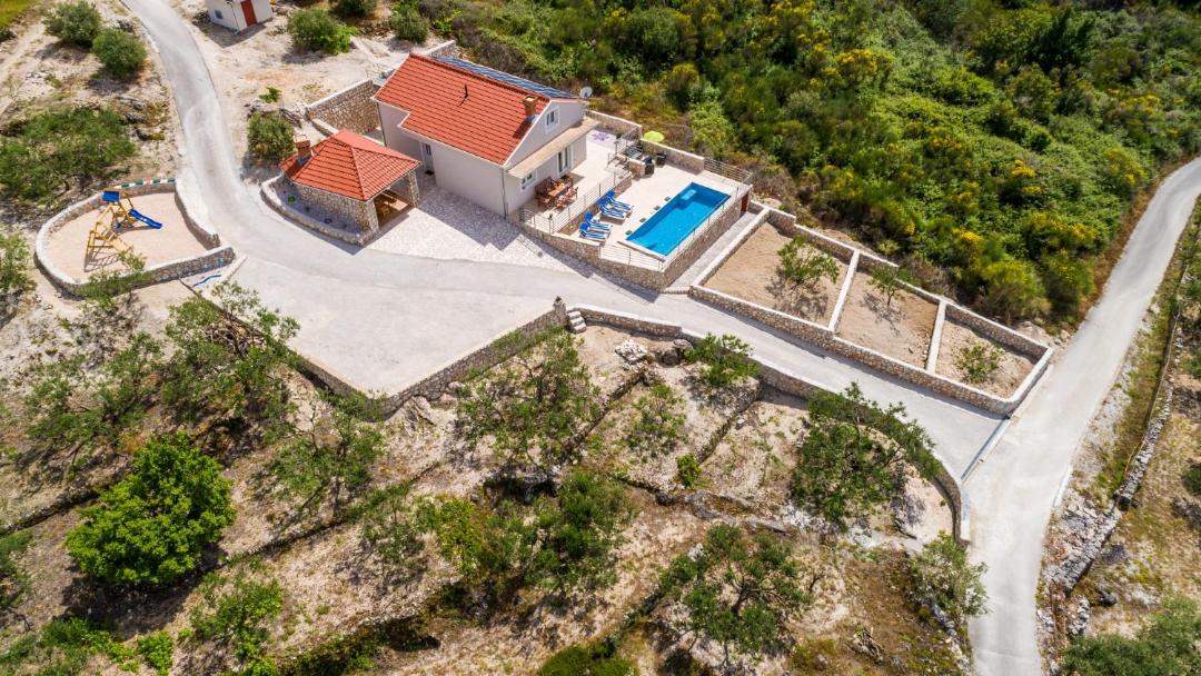 Orasac Villa | Villa M - Dubrovnik by Villas Guide