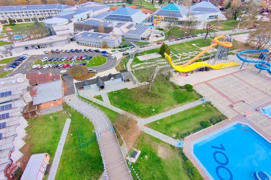 Terme Catez House | Villa Petz