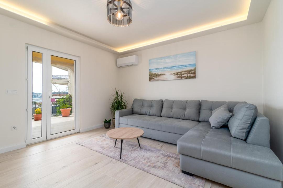 Seget Donji Apartment | Apartment Cascades