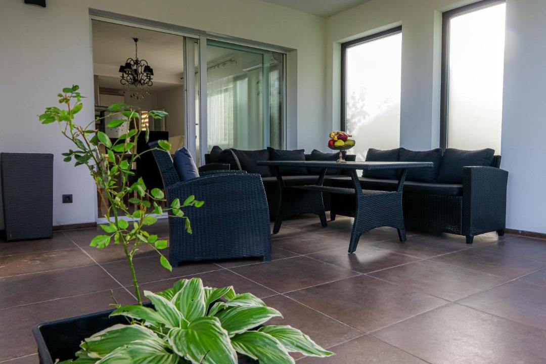 Bihac Villa | Villa Rio Verde