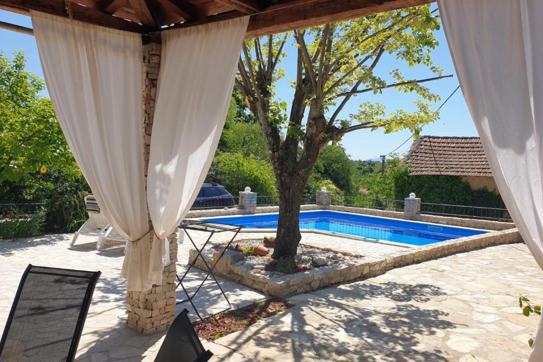 Trn Villa | “House Botić”