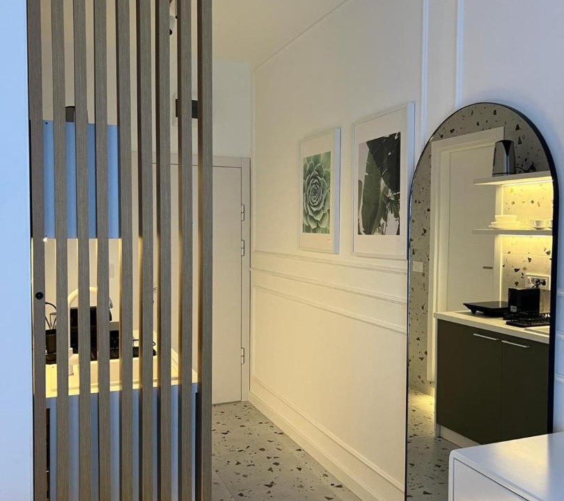 Novi Beograd Apartment | RED RIDING HOOD