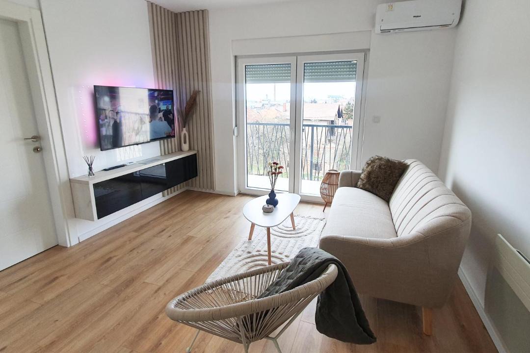 Zivinice Apartment | West Wing - Apartmani Živinice