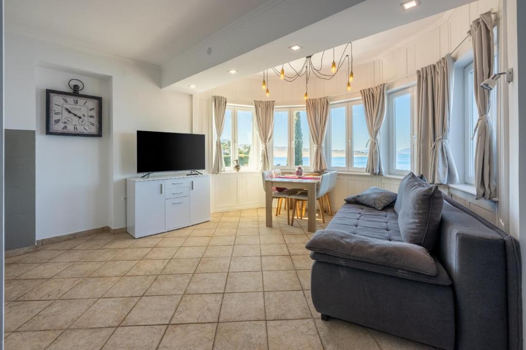 Kraljevica Apartment | Apartments Villa Dora