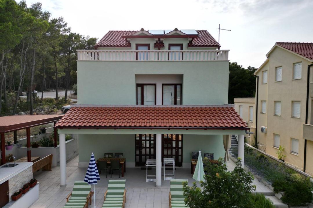Cove Osibova (Milna) Apartment | Villa Kalinić
