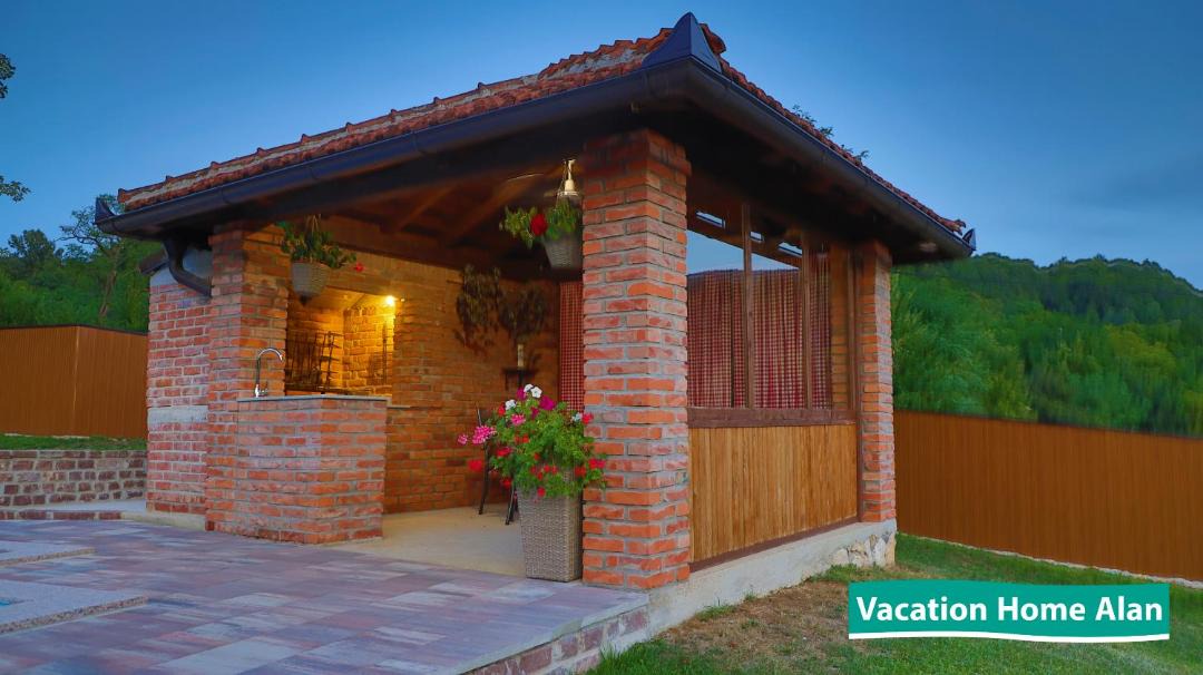 Kulen Vakuf House | Vacation home Alan 2