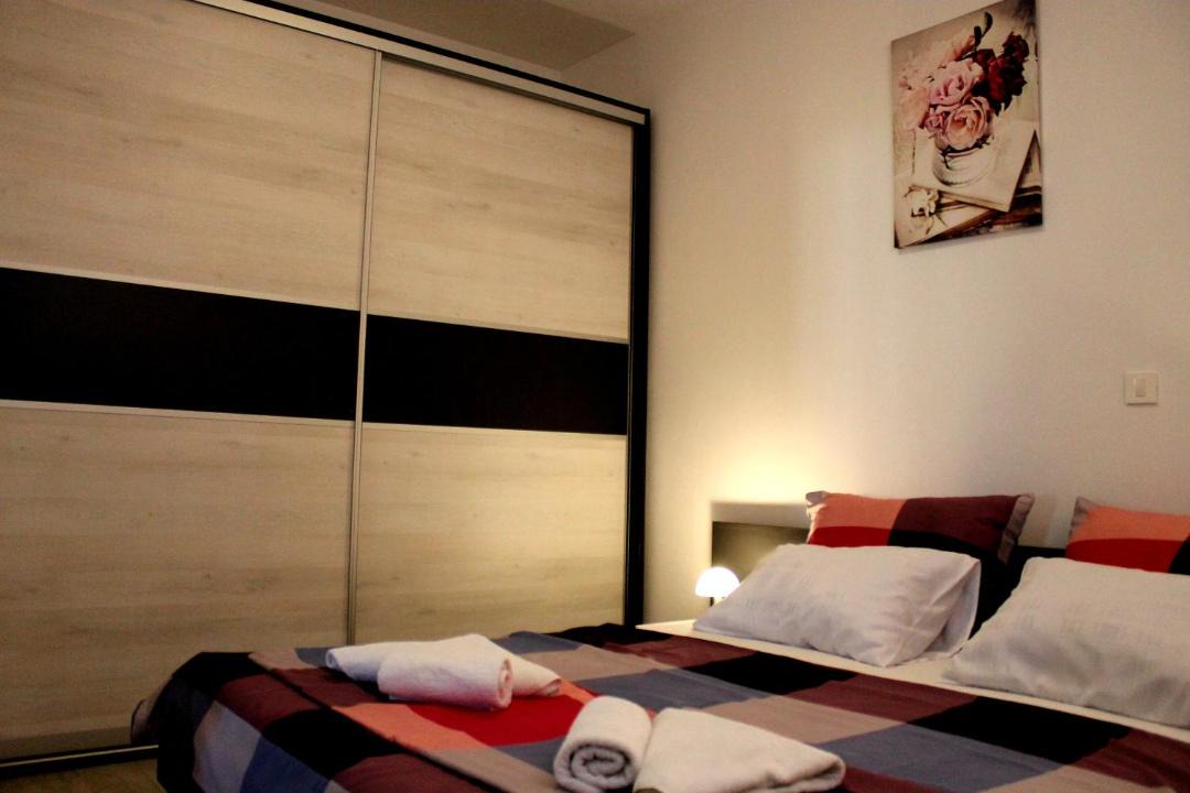 Porat Apartment | Apartmani Mladenka