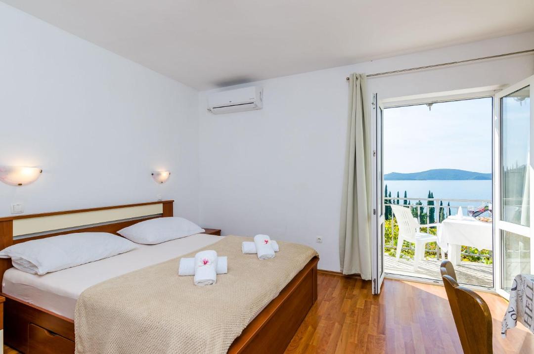 Krucica Apartment | Apartments Cypress Sea Cove