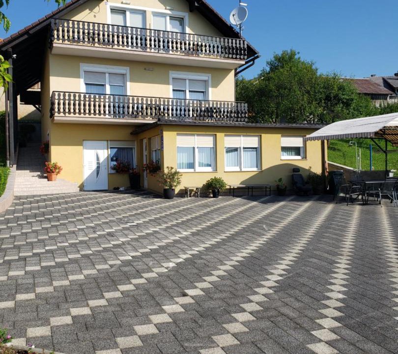 Ogulin Apartment | Apartments Miše