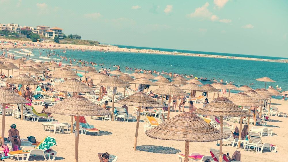 Photo of Outdoor in Mamaia-Sat