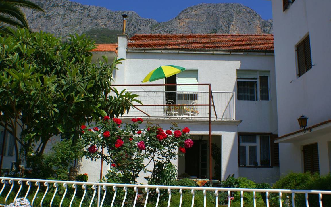 Photo of Others in Brist