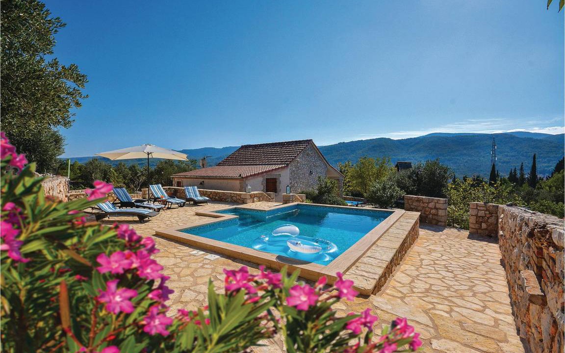 Photo of Outdoor in Stari Grad