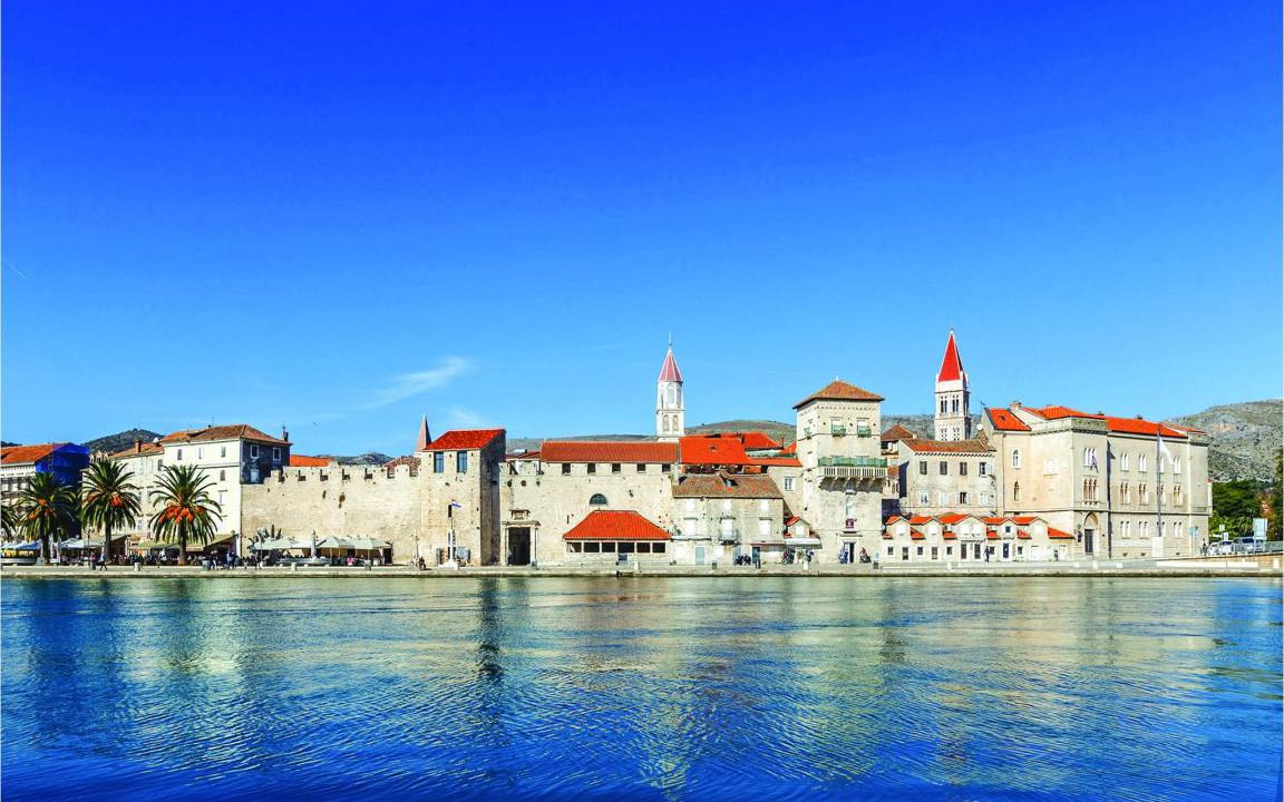 Photo of Others in Labin