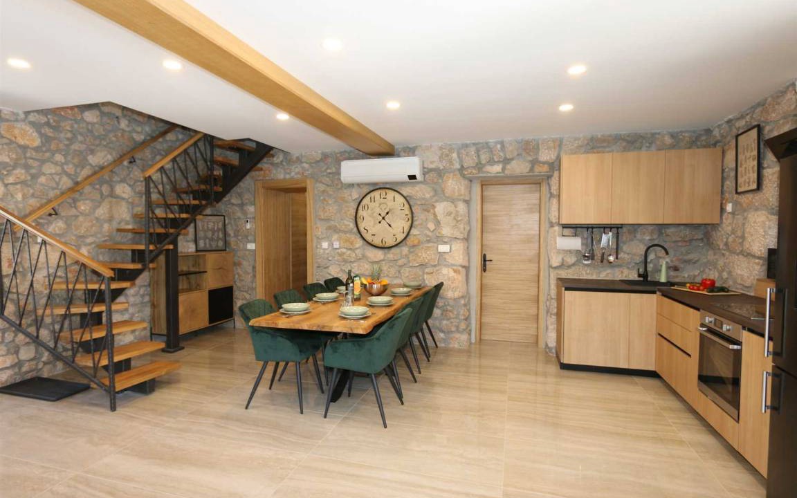 Photo of Kitchen in Gabonjin