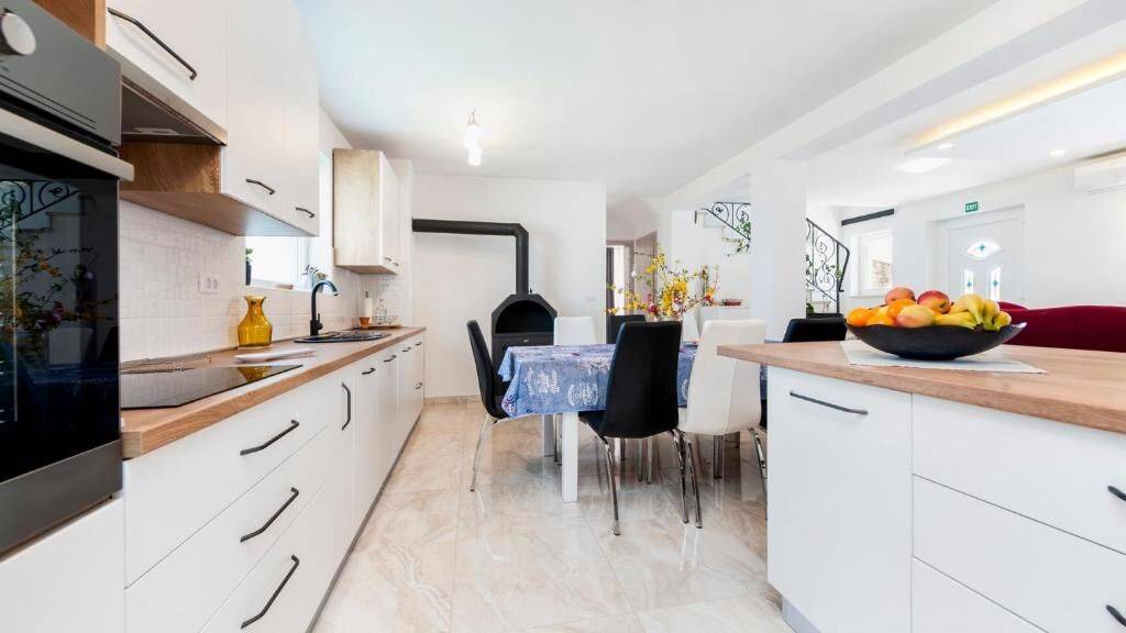 Photo of Kitchen in Debeljuhi