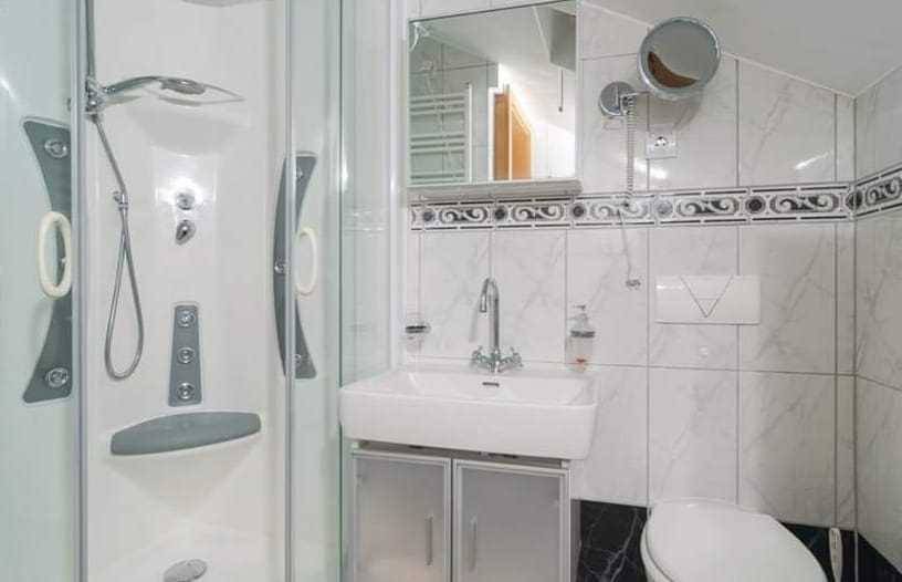 Photo of Bathroom in Dol