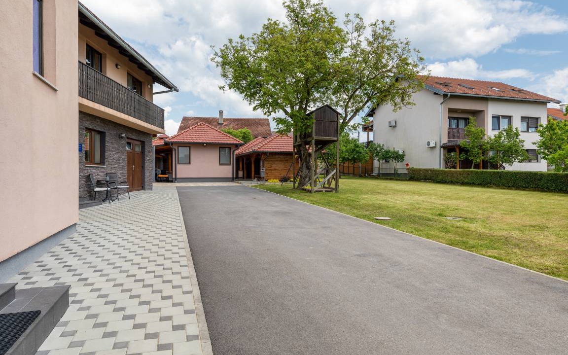 Photo of Others in Karlovac