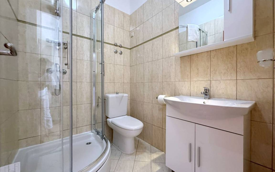 Photo of Bathroom in Silo