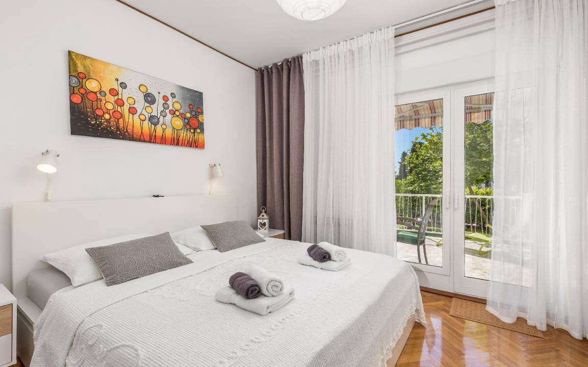 Photo of Bedroom in Obrs