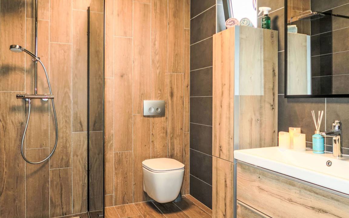 Photo of Bathroom in Topid