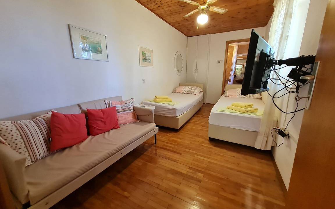 Photo of Livingroom in Vratarusa