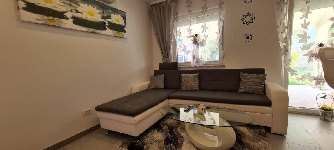 Photo of Others in Kastel