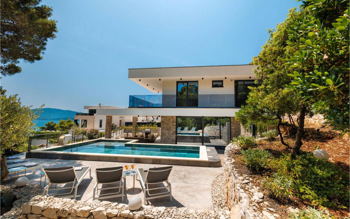 Photo of Others in Komarna