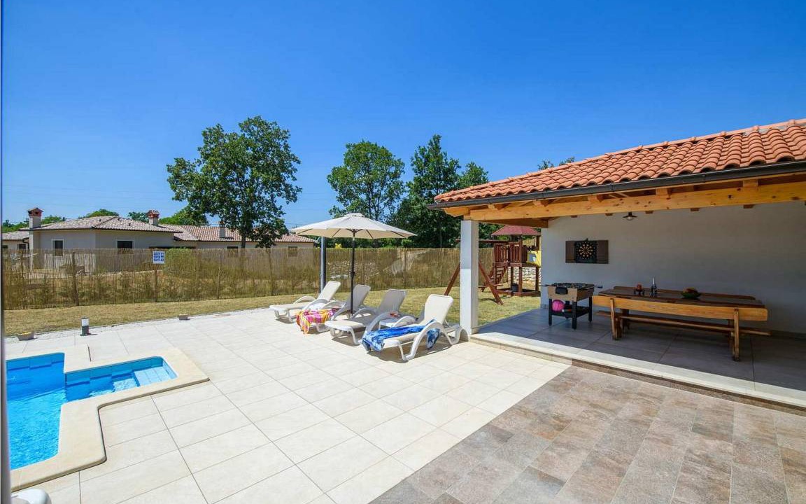 Photo of Others in Nedescina