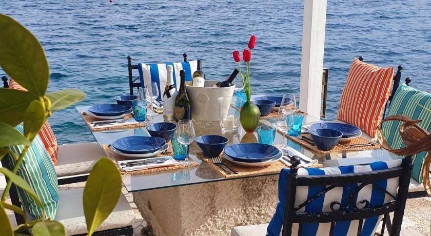 Photo of Patio Balcony in Rava